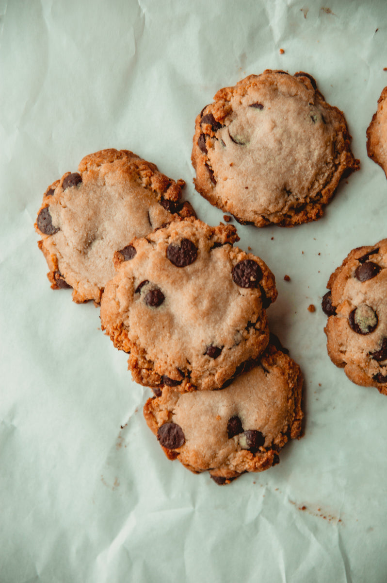 CHOCOLATE CHIP COOKIES Sweet Laurel