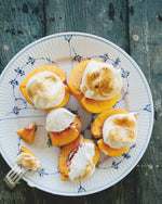 TOASTED HONEY MARSHMALLOW WITH PEACHES