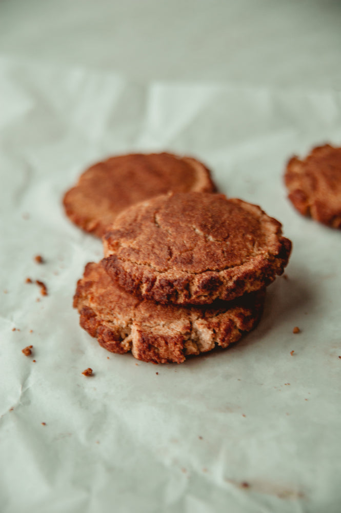 vegan snickerdoodle cookie