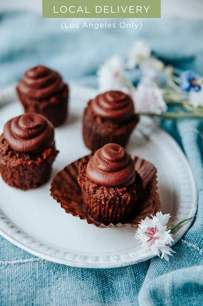 
            
                Load image into Gallery viewer, vegan chocolate fairy cake
            
        